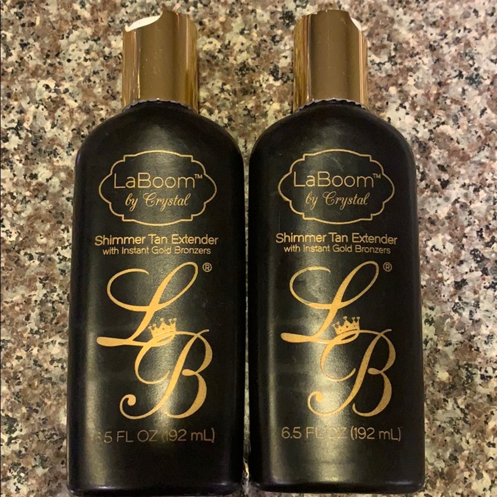 Shimmer tan extender with instant gold bronzers